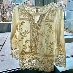 Sundance lace shirt size S